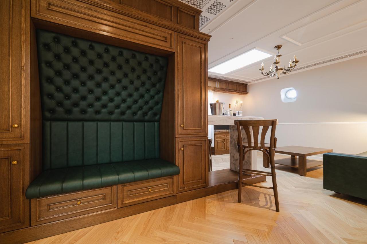 Templum Clava Hotell Bukarest Exteriör bild