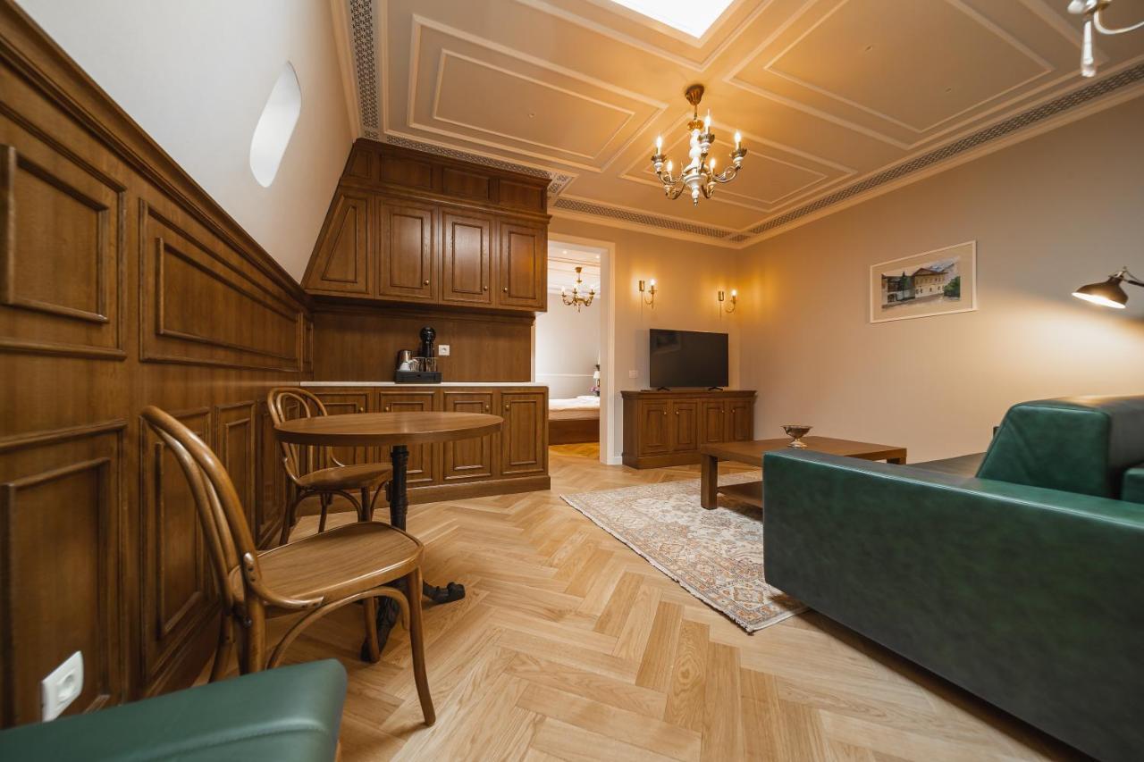 Templum Clava Hotell Bukarest Exteriör bild